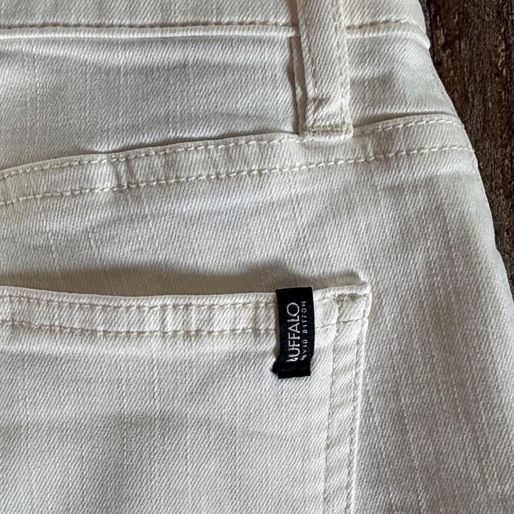 Buffalo | Leigh - Hi Rise Wide Leg Crop Jeans - Picture 9 of 10